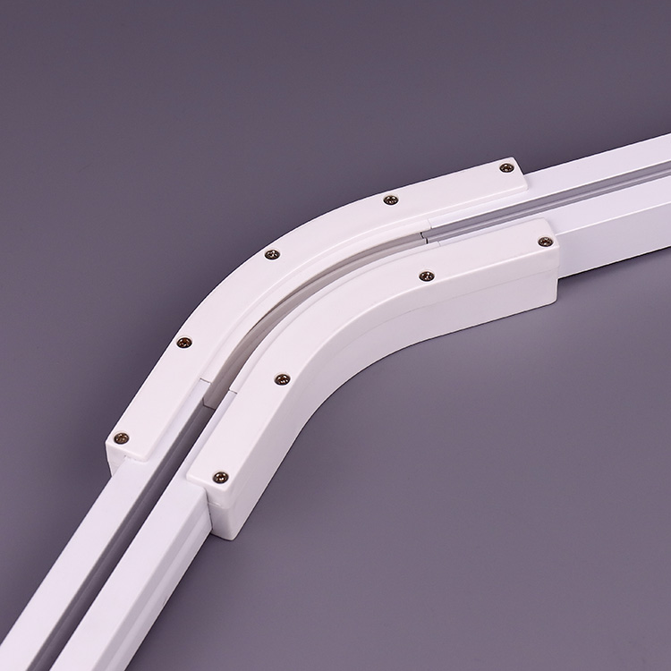 Угол пластиковый 135 градусов