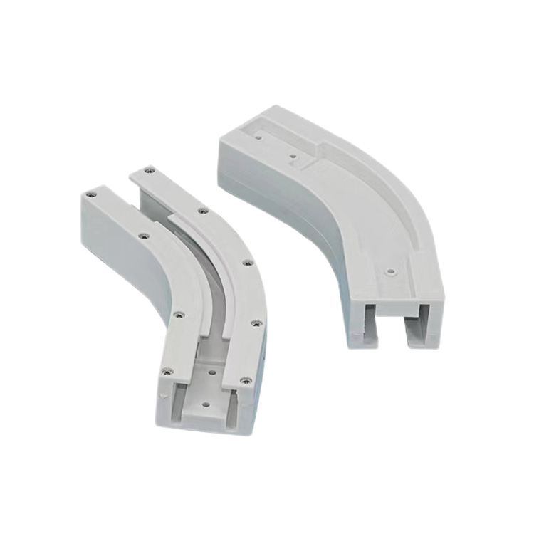 Угол пластиковый 135 градусов