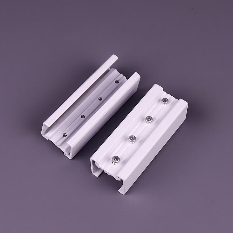 Соединитель профиля электрокарниза