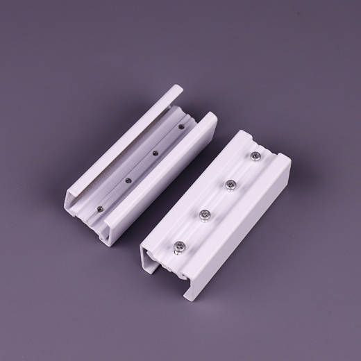 Соединитель профиля электрокарниза