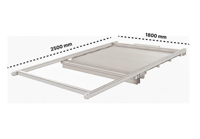 Специалист компании Мир Карнизов